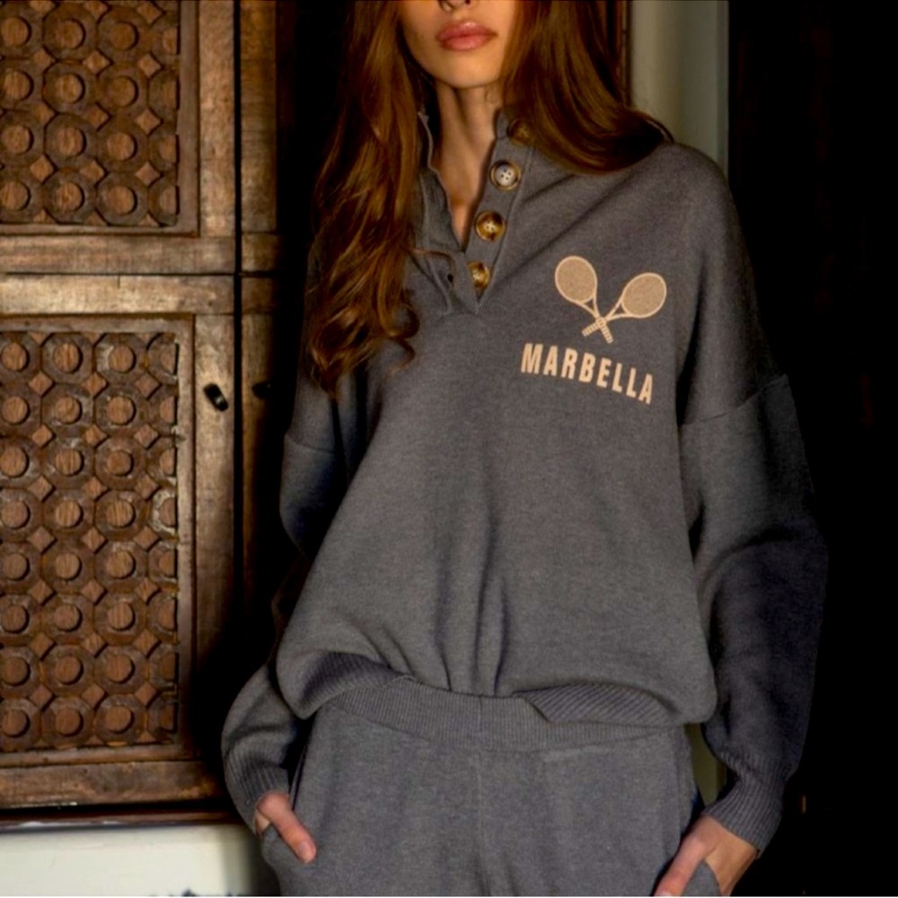 Ell and Emm | Pullover | Marbella Spain